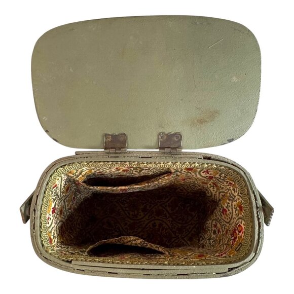 Vtg Hand-Painted Green Picnic Basket Purse Church Steeple Handle Village Scene - Picture 5 of 11